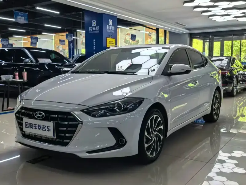 Hyundai Elantra, 2020