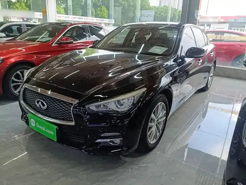 Infiniti Q50L, 2017
