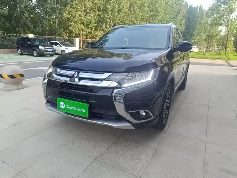 Mitsubishi Outlander, 2018