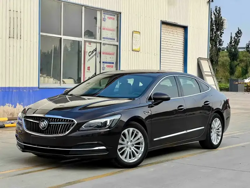 Buick LaCrosse, 2018 — фото 1