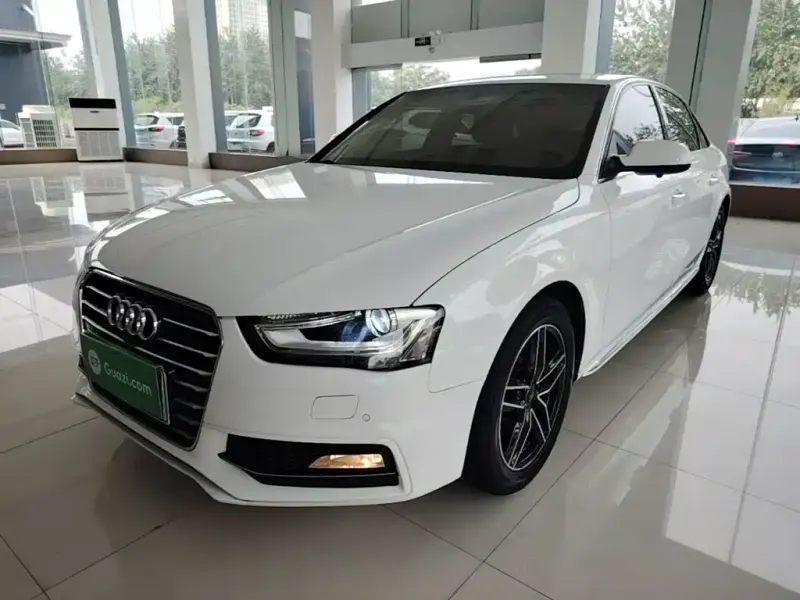 Audi A4L, 2016 — фото 1