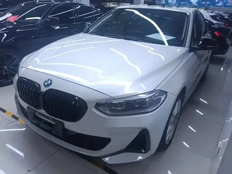 BMW 1 Series, 2021