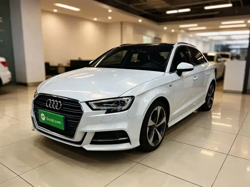 Audi A3, 2019 — фото 1