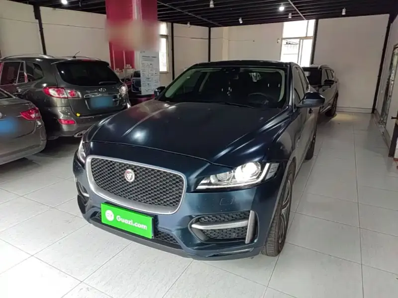 Jaguar F-PACE, 2018