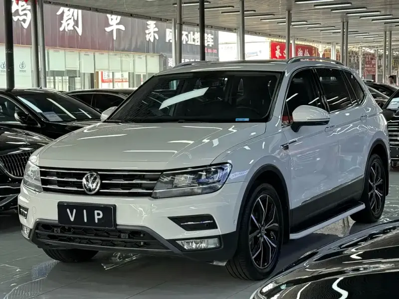 Volkswagen Tiguan L, 2020