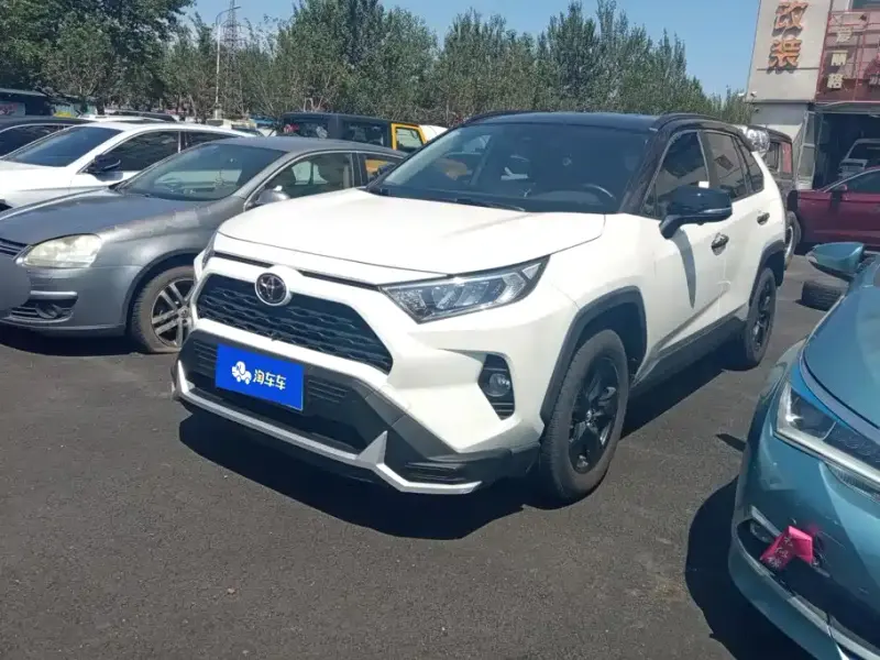 Toyota RAV4, 2020 — фото 1