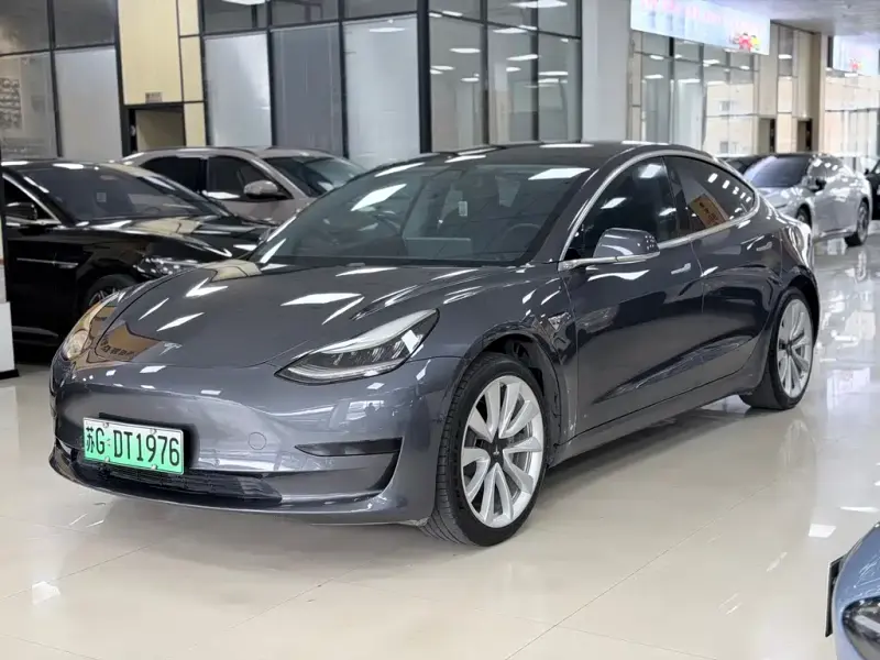 Tesla Model 3, 2020