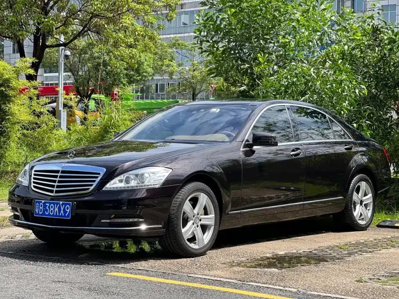 Mercedes-Benz S-Class, 2011