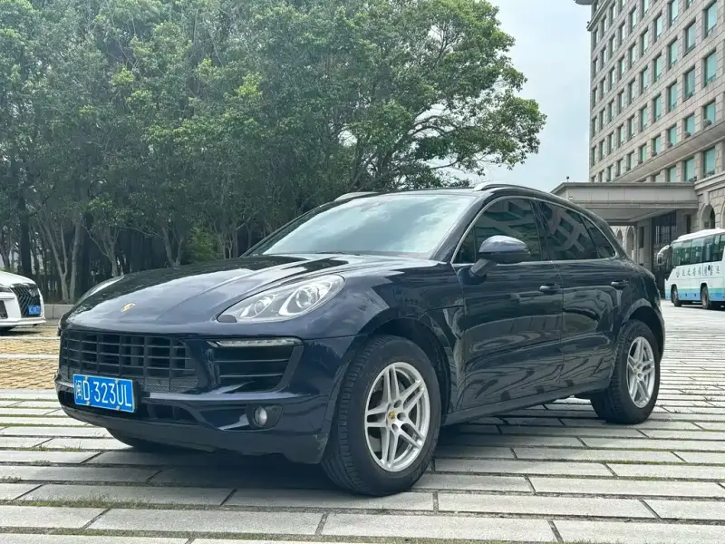 Porsche Macan, 2016