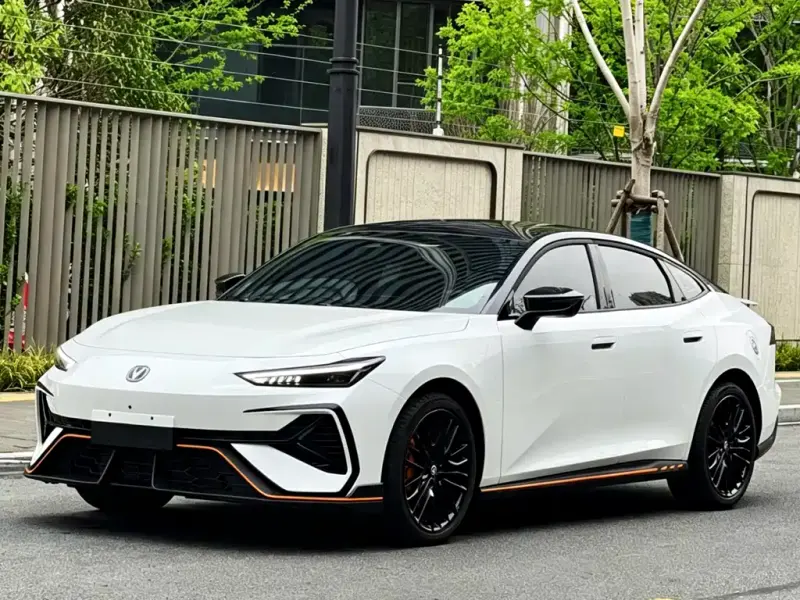 Changan UNI-V, 2025