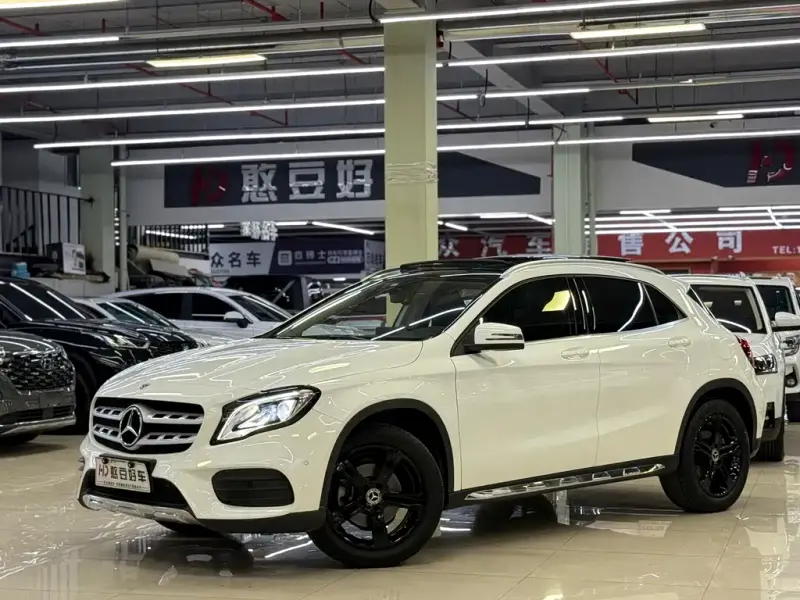 Mercedes-Benz GLA, 2019 — фото 1