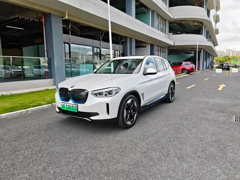 BMW iX3, 2020