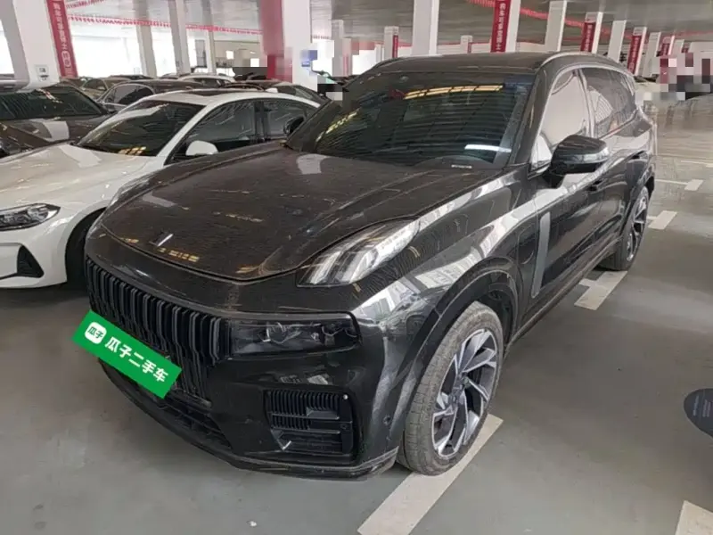 Lynk & Co 09 EM-P, 2022