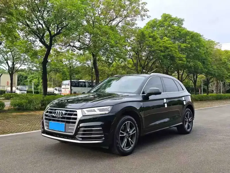 Audi Q5L, 2020