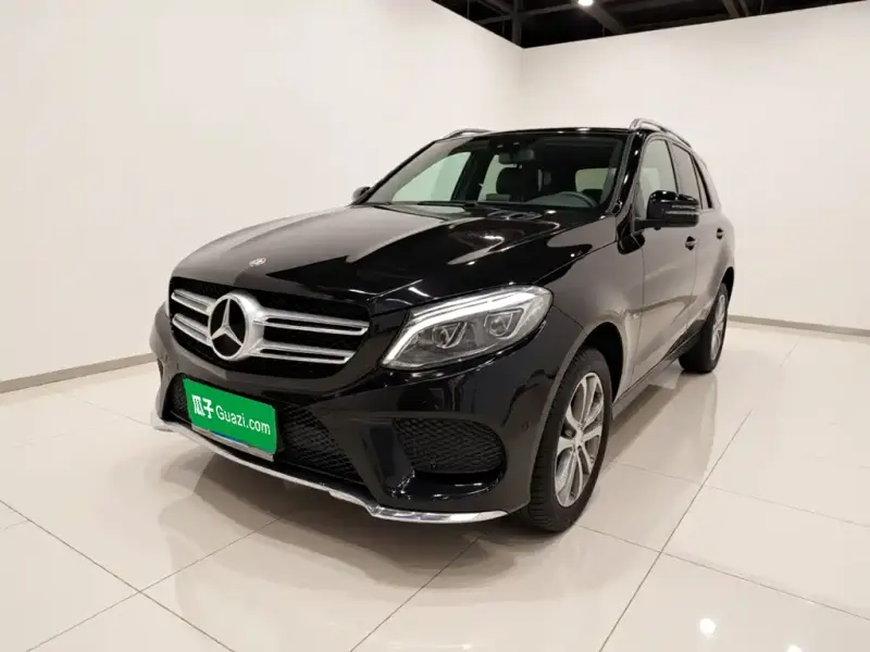 Mercedes-Benz GLE( ), 2015