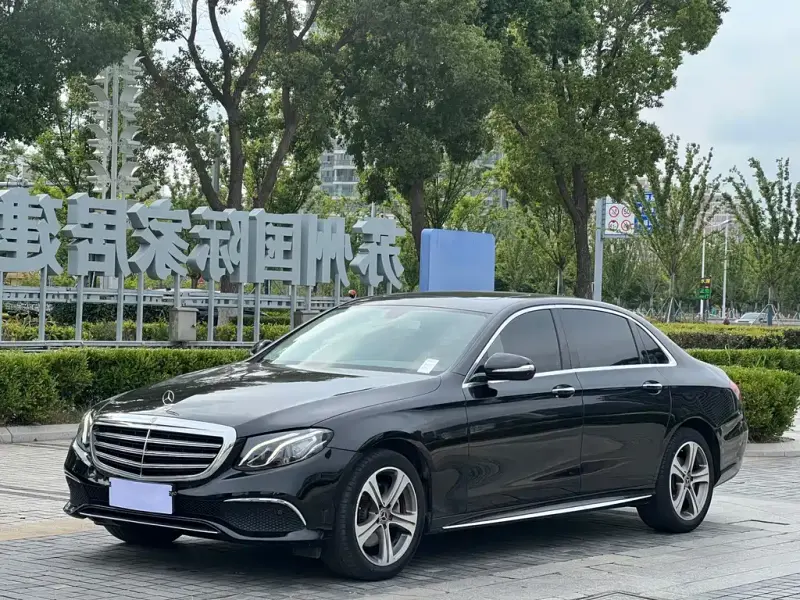 Mercedes-Benz E-Class, 2018 — фото 1