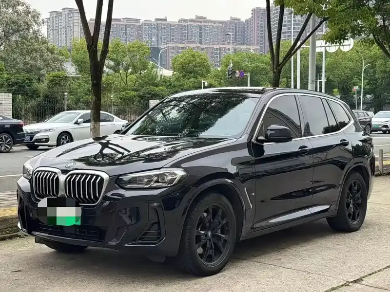 BMW iX3, 2023