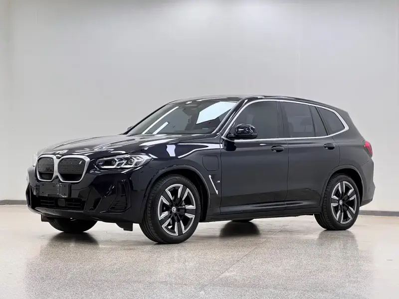 BMW iX3, 2024