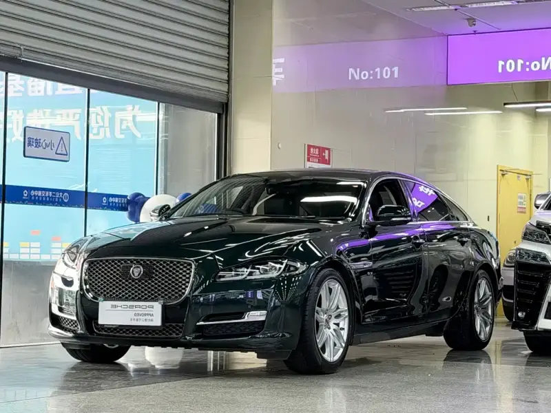 Jaguar XJ, 2019