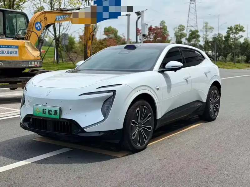 Avatr 07, 2025
