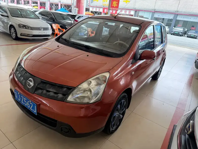Nissan Livina, 2008