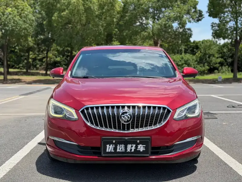Buick Excelle, 2015