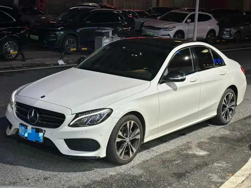 Mercedes-Benz C-Class, 2015