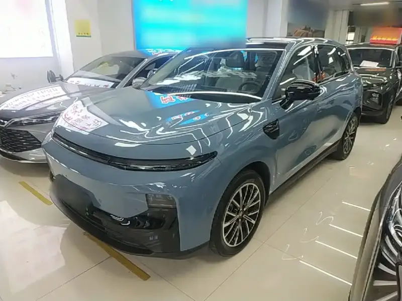 Leapmotor B10, 2025