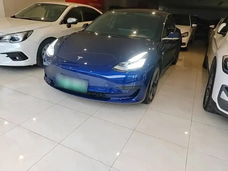 Tesla Model 3, 2020