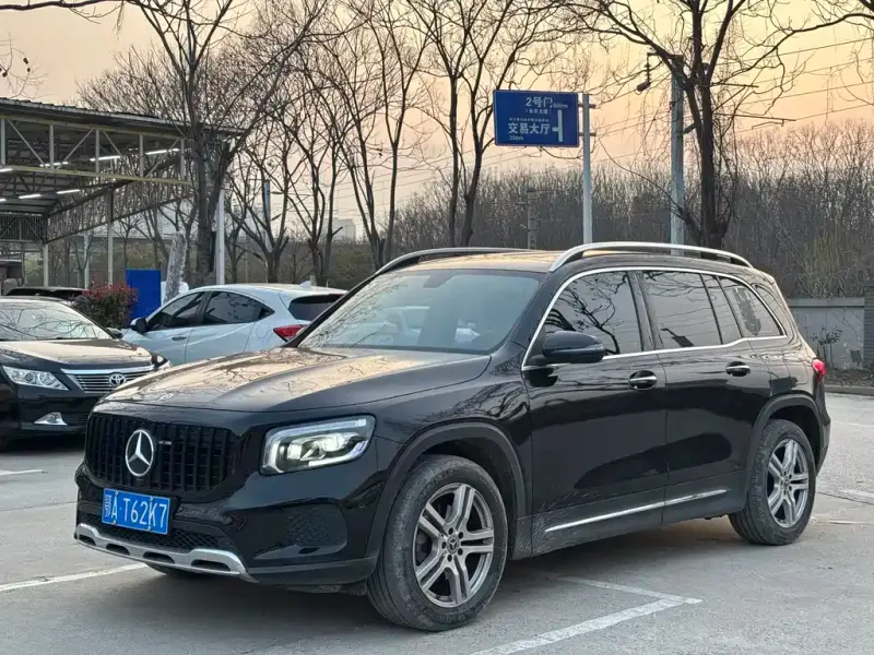 Mercedes-Benz GLB, 2022