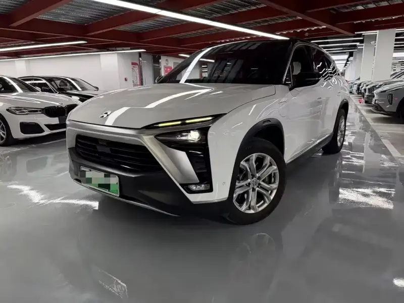 NIO ES8, 2022