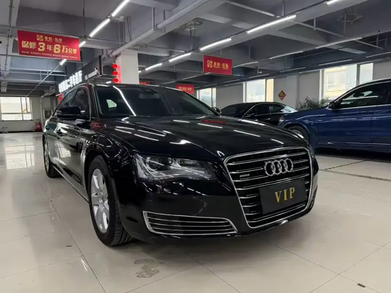 Audi A8, 2015