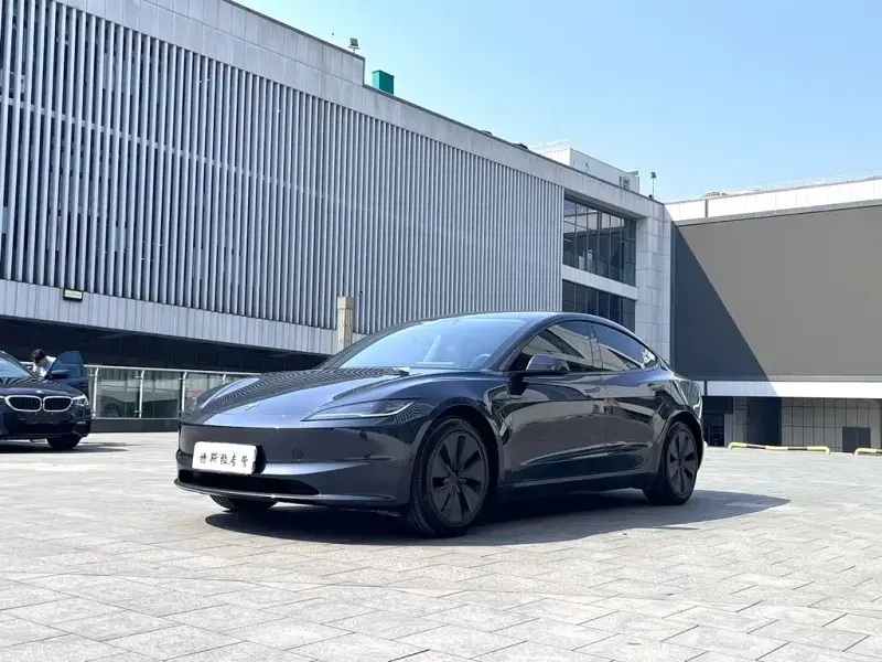Tesla Model 3, 2024