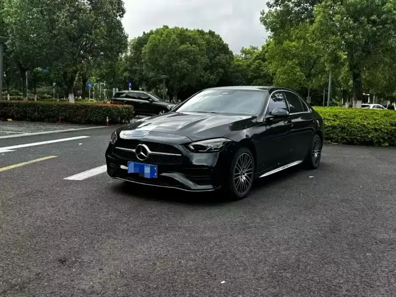 Mercedes-Benz C-Class, 2024