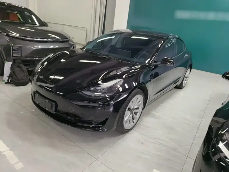 Tesla Model 3, 2023