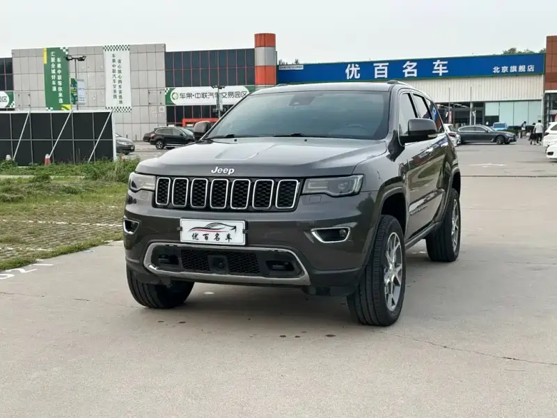 Jeep Grand Cherokee (Import), 2022