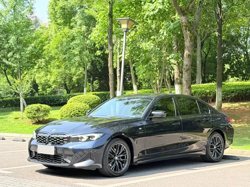 BMW 3 Series, 2023