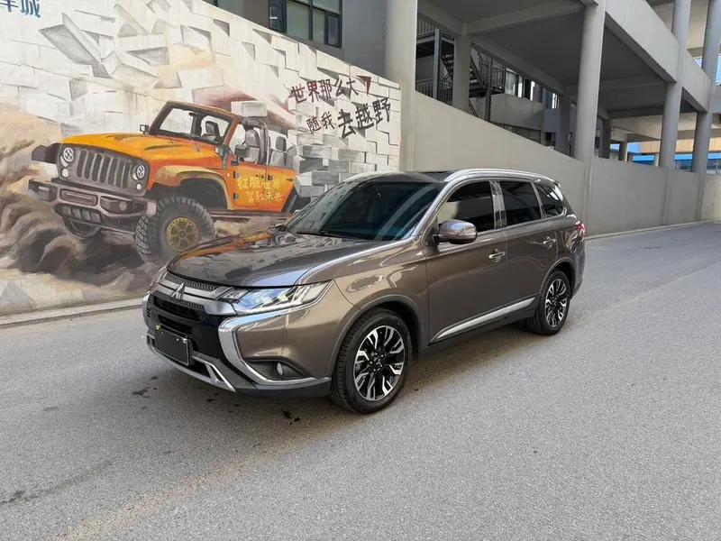 Mitsubishi Outlander, 2019