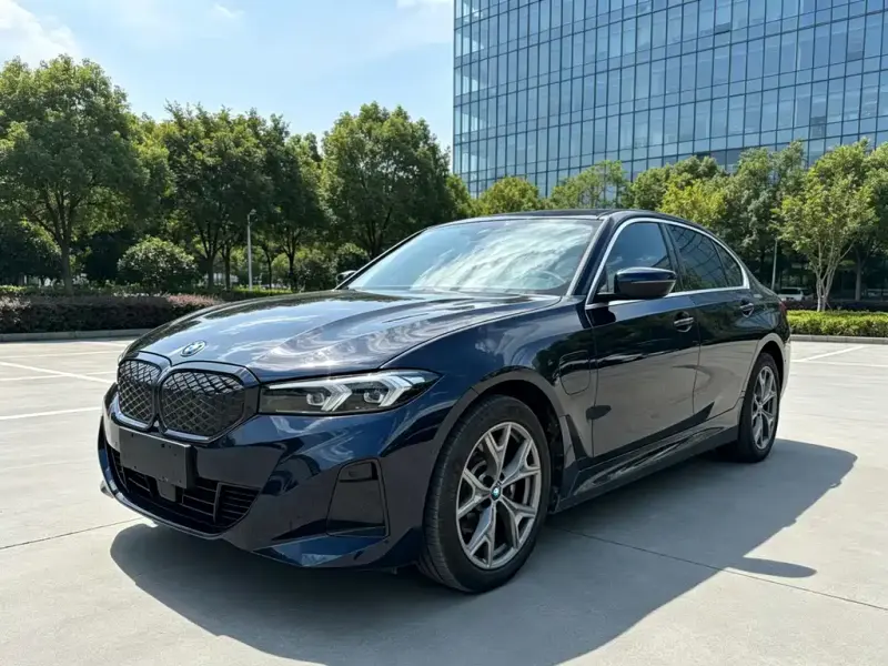 BMW i3, 2025