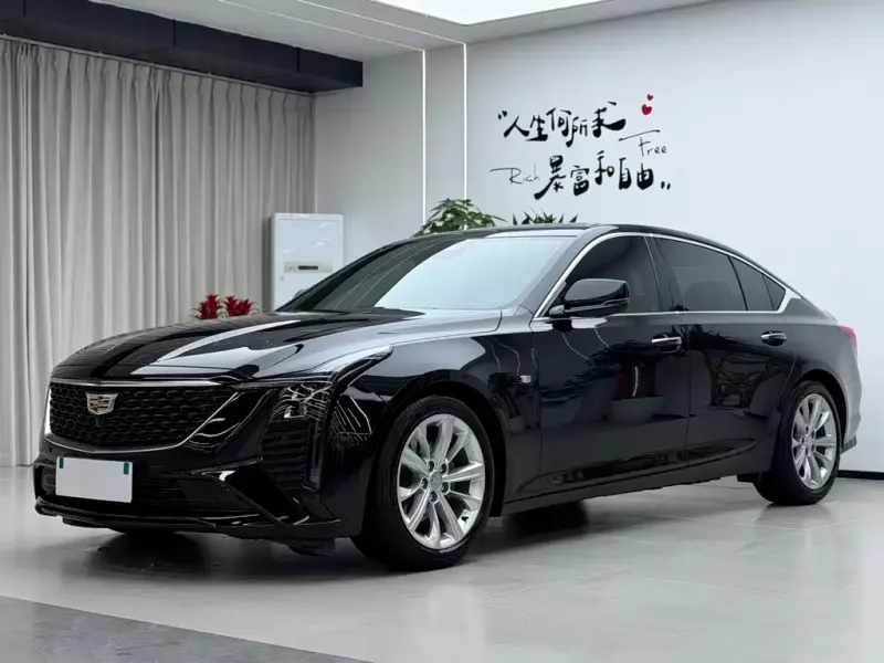 Cadillac CT5, 2025