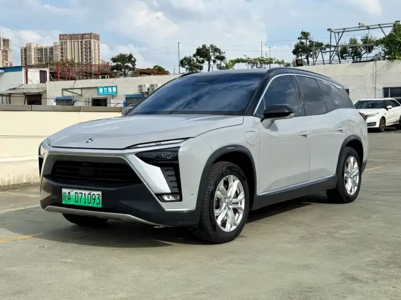 NIO ES8, 2023