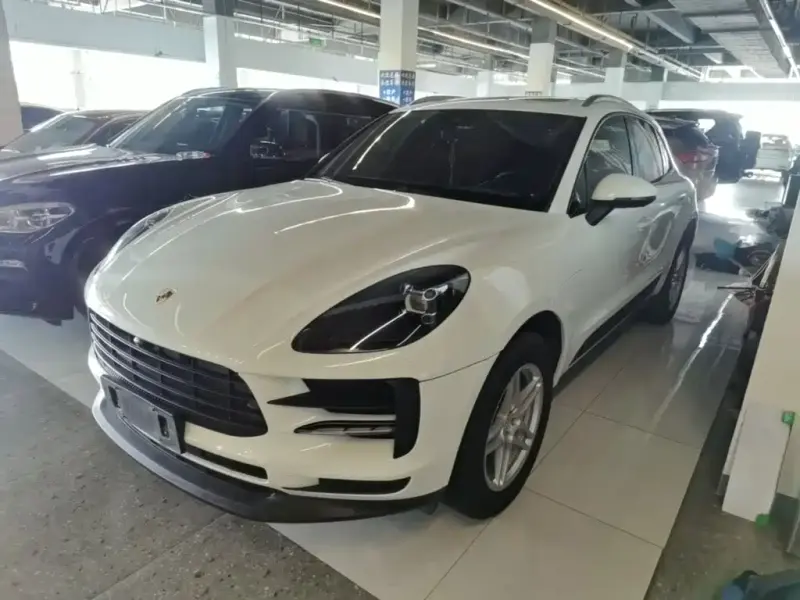 Porsche Macan, 2020