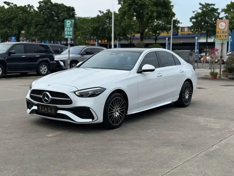 Mercedes-Benz C-Class, 2024