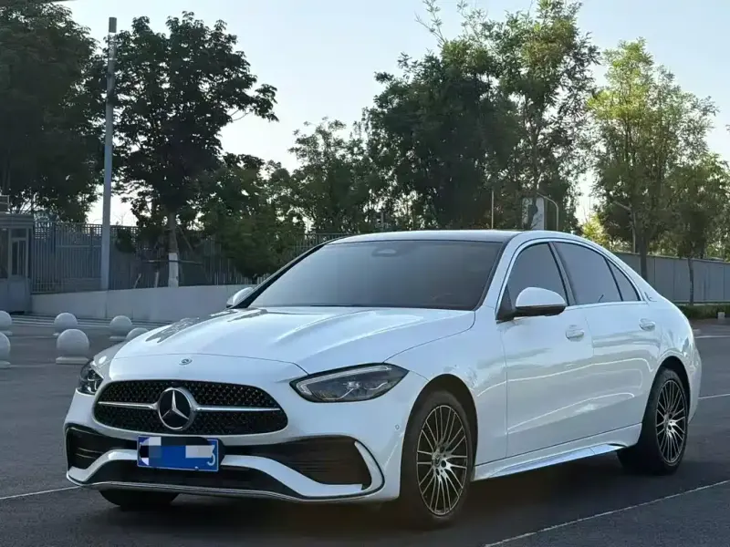Mercedes-Benz C-Class, 2024