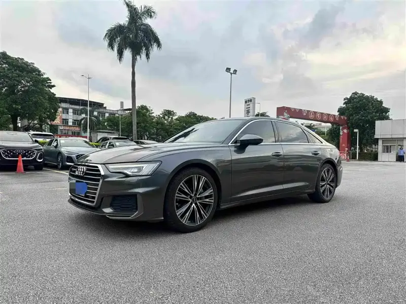 Audi A6L, 2022