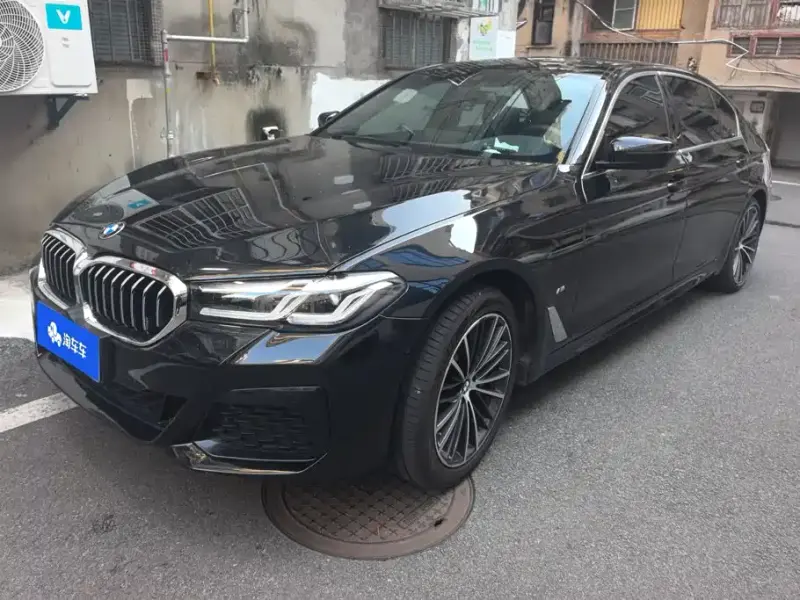 BMW 5 Series, 2022