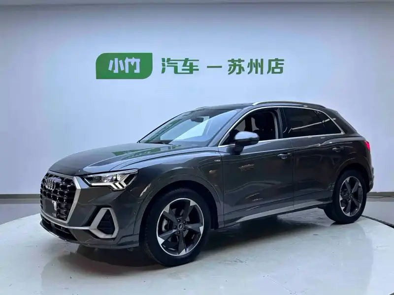 Audi Q3, 2022