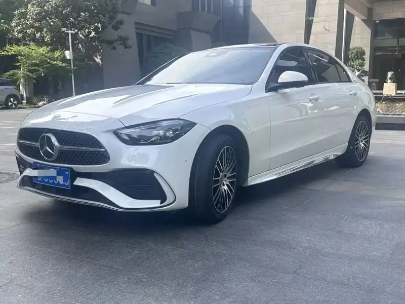 Mercedes-Benz C-Class, 2025