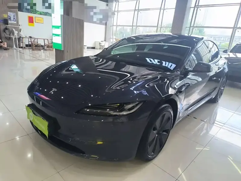 Tesla Model 3, 2024