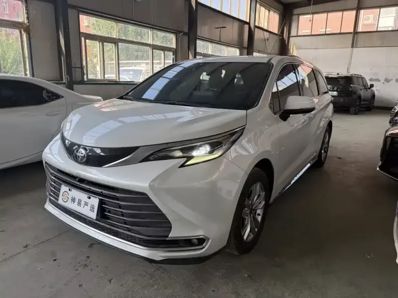 Toyota Sienna, 2022